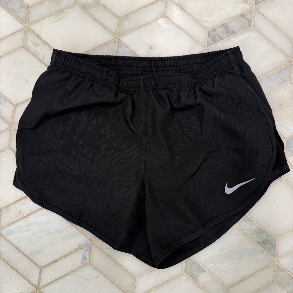 Nike Women's Black Athletic Shorts - XS